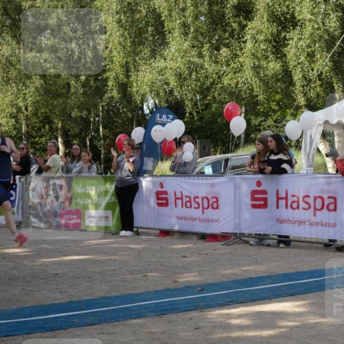 07.09.2025 - 19. Norderstedt Triathlon Zöllner http://msf.ph/oto/8769471 07.09.2025 10:37:23 Ziel 1149 meine-sportfotos.de