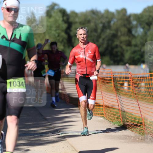 07.09.2025 - 19. Norderstedt Triathlon Michael Strokosch http://msf.ph/oto/8769476 07.09.2025 15:28:23 Laufen 879, 977, 1034, 1465 meine-sportfotos.de