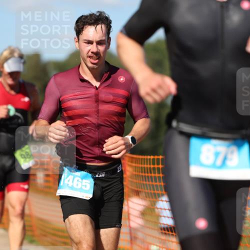 07.09.2025 - 19. Norderstedt Triathlon Michael Strokosch http://msf.ph/oto/8769492 07.09.2025 15:28:28 Laufen 879, 977, 1465 meine-sportfotos.de