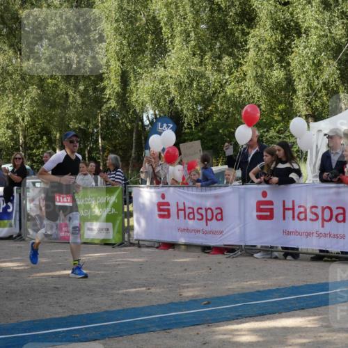 07.09.2025 - 19. Norderstedt Triathlon Zöllner http://msf.ph/oto/8769507 07.09.2025 10:38:58 Ziel 1147 meine-sportfotos.de