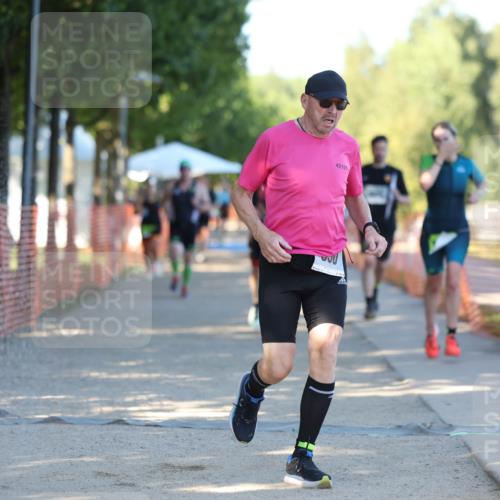 07.09.2025 - 19. Norderstedt Triathlon Michael Strokosch http://msf.ph/oto/8769531 07.09.2025 16:24:03 Laufen 889, 945, 950, 1085, 1551, 1574, 1580, 1601 meine-sportfotos.de