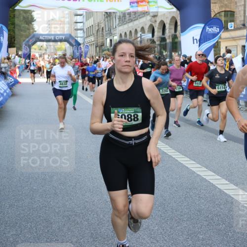 07.09.2025 - BARMER Alsterlauf Strokosch-Dieckow http://msf.ph/oto/8769538 07.09.2025 10:10:34 Ziel 2057, 2438, 2460, 2966, 3043, 3044, 3094, 3205, 3600, 3647, 4239, 4261, 4313, 4380, 4381, 4515, 4913, 5197, 5419, 5624, 6052, 8330, 8331, 8340, 8404 meine-sportfotos.de