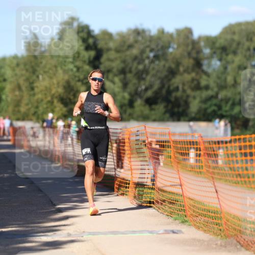 07.09.2025 - 19. Norderstedt Triathlon Michael Strokosch http://msf.ph/oto/8769562 07.09.2025 15:28:47 Laufen 469, 982 meine-sportfotos.de