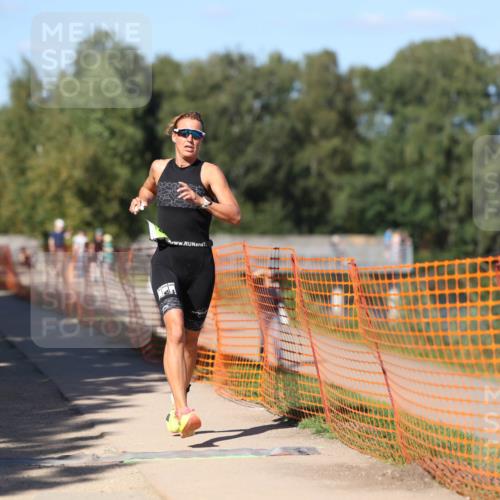 07.09.2025 - 19. Norderstedt Triathlon Michael Strokosch http://msf.ph/oto/8769581 07.09.2025 15:28:47 Laufen 469, 982 meine-sportfotos.de