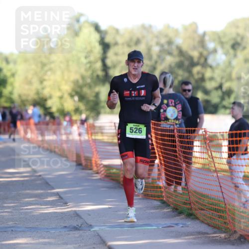 07.09.2025 - 19. Norderstedt Triathlon Michael Strokosch http://msf.ph/oto/8769596 07.09.2025 16:24:15 Laufen 526, 1552 meine-sportfotos.de