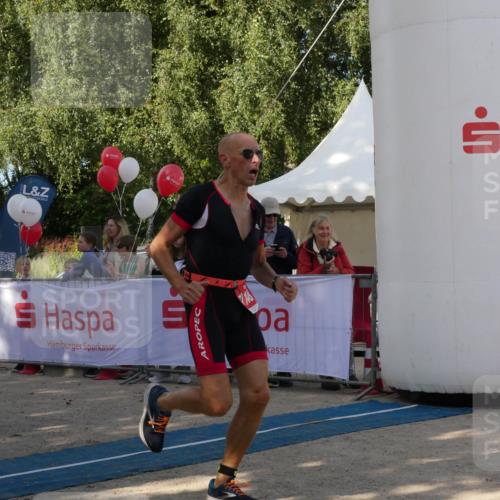 07.09.2025 - 19. Norderstedt Triathlon Zöllner http://msf.ph/oto/8769598 07.09.2025 10:42:15 Ziel 1148 meine-sportfotos.de