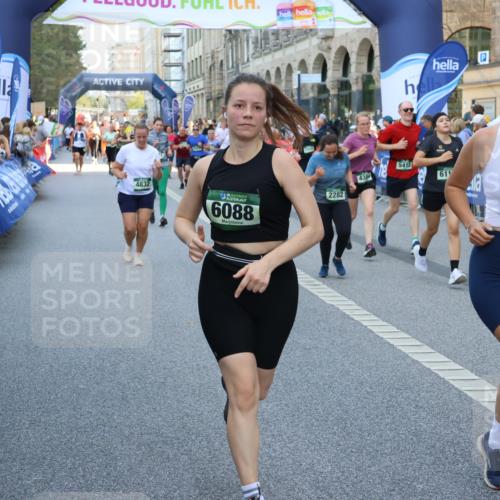 07.09.2025 - BARMER Alsterlauf Strokosch-Dieckow http://msf.ph/oto/8769600 07.09.2025 10:10:34 Ziel 2057, 2438, 2460, 2966, 3043, 3044, 3094, 3205, 3600, 3647, 4239, 4261, 4313, 4380, 4381, 4515, 4913, 5197, 5419, 5624, 6052, 8330, 8331, 8340, 8404 meine-sportfotos.de