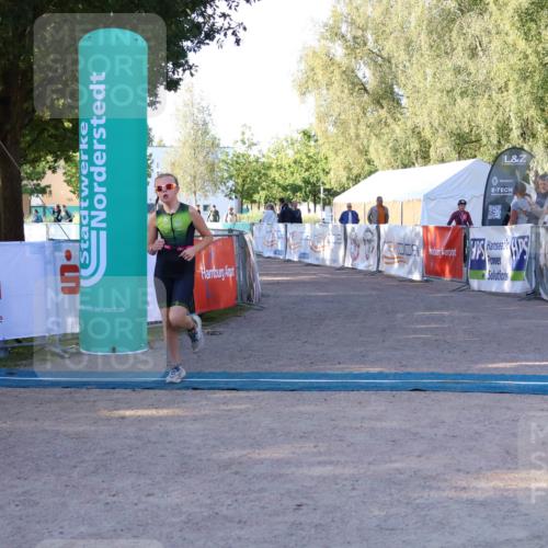 07.09.2025 - 19. Norderstedt Triathlon Zöllner http://msf.ph/oto/8769611 07.09.2025 09:13:22 Ziel 4 meine-sportfotos.de