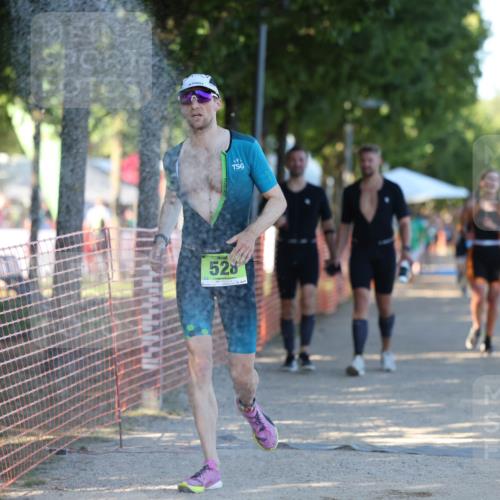 07.09.2025 - 19. Norderstedt Triathlon Michael Strokosch http://msf.ph/oto/8769612 07.09.2025 16:24:27 Laufen 483, 528, 936, 1512, 1522, 1628 meine-sportfotos.de