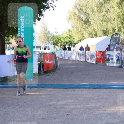 07.09.2025 - 19. Norderstedt Triathlon Zöllner http://msf.ph/oto/8769628 07.09.2025 09:13:22 Ziel 4 meine-sportfotos.de