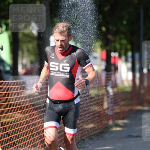 07.09.2025 - 19. Norderstedt Triathlon Michael Strokosch http://msf.ph/oto/8769645 07.09.2025 15:28:52 Laufen 469, 982 meine-sportfotos.de