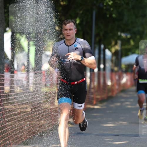 07.09.2025 - 19. Norderstedt Triathlon Michael Strokosch http://msf.ph/oto/8769710 07.09.2025 15:29:06 Laufen  meine-sportfotos.de