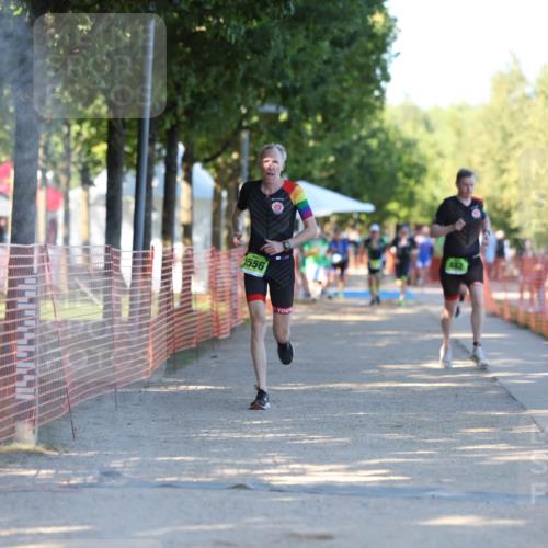 07.09.2025 - 19. Norderstedt Triathlon Michael Strokosch http://msf.ph/oto/8769711 07.09.2025 16:24:55 Laufen 482, 1556, 1559 meine-sportfotos.de