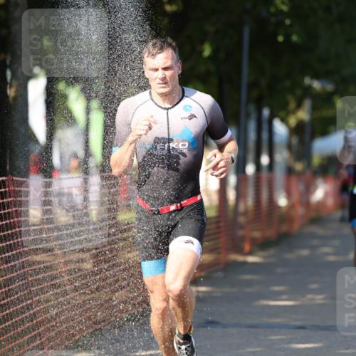 07.09.2025 - 19. Norderstedt Triathlon Michael Strokosch http://msf.ph/oto/8769714 07.09.2025 15:29:07 Laufen  meine-sportfotos.de