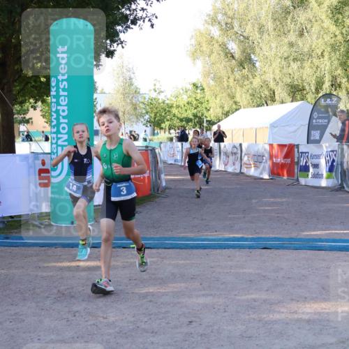 07.09.2025 - 19. Norderstedt Triathlon Zöllner http://msf.ph/oto/8769753 07.09.2025 09:14:12 Ziel 3, 14, 29, 45, 55 meine-sportfotos.de