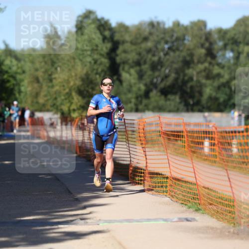 07.09.2025 - 19. Norderstedt Triathlon Michael Strokosch http://msf.ph/oto/8769760 07.09.2025 15:29:14 Laufen 478, 987 meine-sportfotos.de