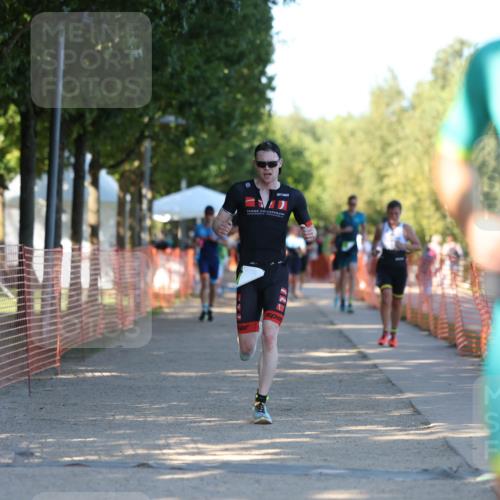 07.09.2025 - 19. Norderstedt Triathlon Michael Strokosch http://msf.ph/oto/8769766 07.09.2025 16:25:25 Laufen 402, 523, 1104, 1417, 1623 meine-sportfotos.de