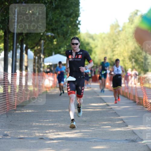 07.09.2025 - 19. Norderstedt Triathlon Michael Strokosch http://msf.ph/oto/8769771 07.09.2025 16:25:25 Laufen 402, 523, 1104, 1417, 1623 meine-sportfotos.de