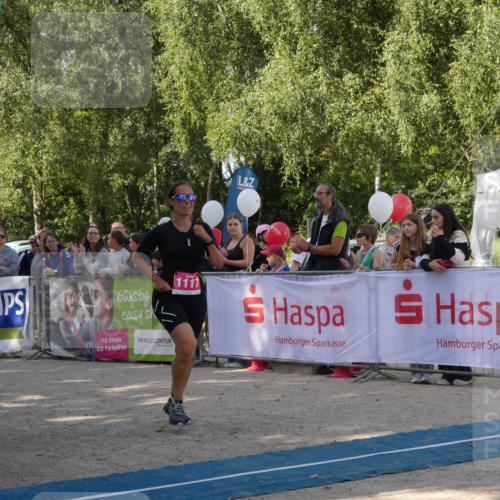 07.09.2025 - 19. Norderstedt Triathlon Zöllner http://msf.ph/oto/8769791 07.09.2025 10:49:00 Ziel 1117 meine-sportfotos.de