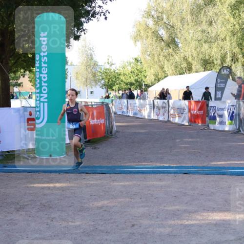 07.09.2025 - 19. Norderstedt Triathlon Zöllner http://msf.ph/oto/8769839 07.09.2025 09:14:54 Ziel 30, 51 meine-sportfotos.de
