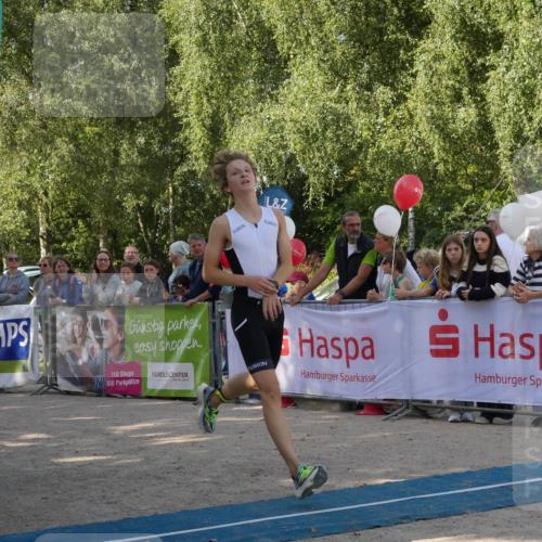 07.09.2025 - 19. Norderstedt Triathlon Zöllner http://msf.ph/oto/8769842 07.09.2025 10:49:25 Ziel 645, 675 meine-sportfotos.de