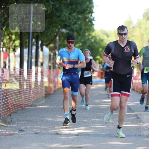 07.09.2025 - 19. Norderstedt Triathlon Michael Strokosch http://msf.ph/oto/8769849 07.09.2025 16:25:33 Laufen 425, 529, 938, 1083, 1104, 1579, 1607 meine-sportfotos.de
