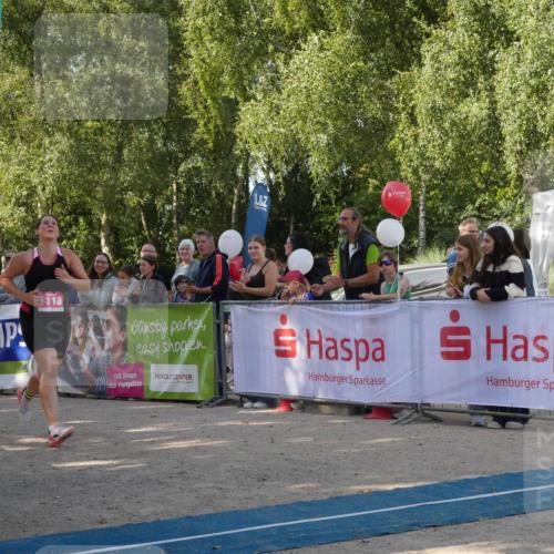 07.09.2025 - 19. Norderstedt Triathlon Zöllner http://msf.ph/oto/8769868 07.09.2025 10:50:31 Ziel 1118 meine-sportfotos.de
