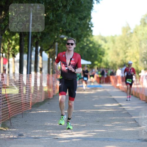 07.09.2025 - 19. Norderstedt Triathlon Michael Strokosch http://msf.ph/oto/8769912 07.09.2025 16:25:43 Laufen 499, 1061, 1083, 1570, 1607 meine-sportfotos.de