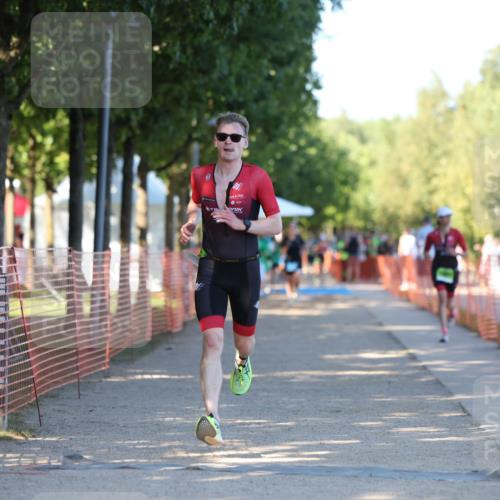 07.09.2025 - 19. Norderstedt Triathlon Michael Strokosch http://msf.ph/oto/8769921 07.09.2025 16:25:43 Laufen 499, 1061, 1083, 1570, 1607 meine-sportfotos.de