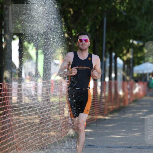 07.09.2025 - 19. Norderstedt Triathlon Michael Strokosch http://msf.ph/oto/8769928 07.09.2025 15:29:31 Laufen 1022, 1029, 1478 meine-sportfotos.de
