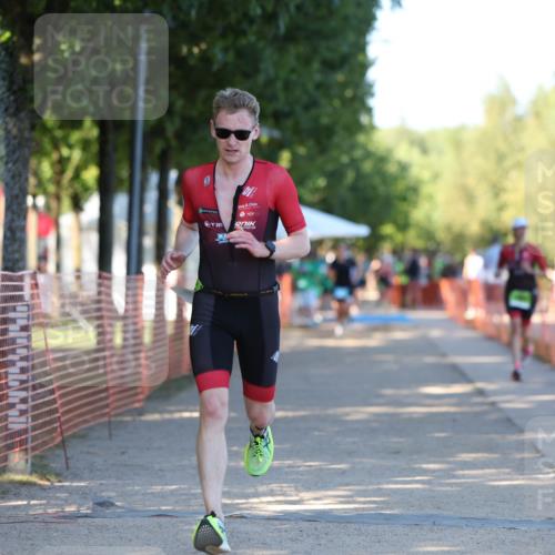 07.09.2025 - 19. Norderstedt Triathlon Michael Strokosch http://msf.ph/oto/8769933 07.09.2025 16:25:44 Laufen 499, 1061, 1083, 1570 meine-sportfotos.de