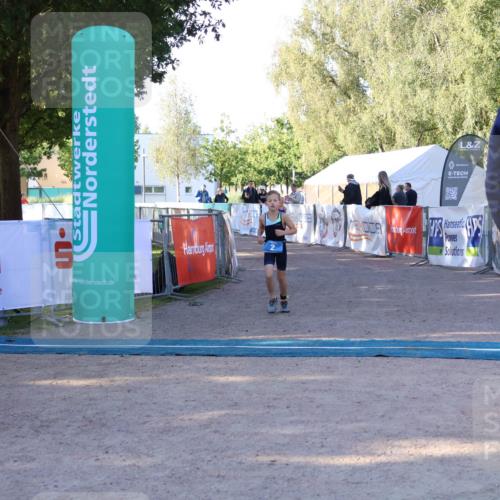 07.09.2025 - 19. Norderstedt Triathlon Zöllner http://msf.ph/oto/8769964 07.09.2025 09:16:20 Ziel 2 meine-sportfotos.de