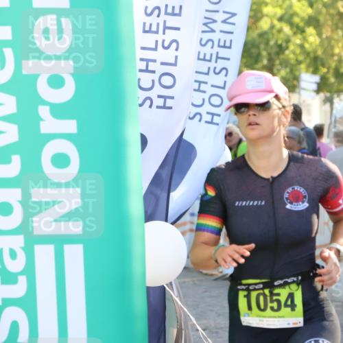 07.09.2025 - 19. Norderstedt Triathlon Zöllner http://msf.ph/oto/8769985 07.09.2025 16:41:01 Ziel 407, 1054 meine-sportfotos.de