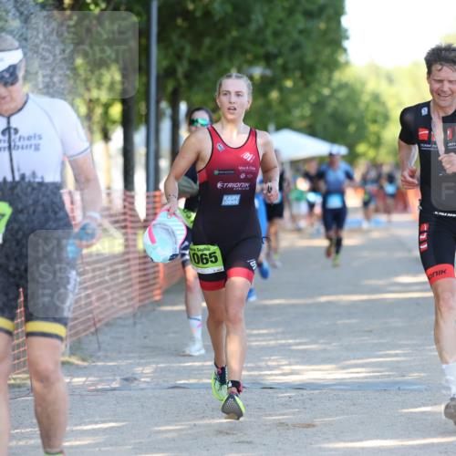 07.09.2025 - 19. Norderstedt Triathlon Michael Strokosch http://msf.ph/oto/8769995 07.09.2025 16:26:04 Laufen 520, 530, 916, 1051, 1056, 1065, 1107 meine-sportfotos.de