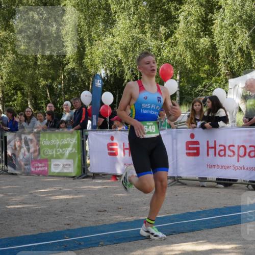 07.09.2025 - 19. Norderstedt Triathlon Zöllner http://msf.ph/oto/8770013 07.09.2025 10:51:39 Ziel 68, 649, 663 meine-sportfotos.de