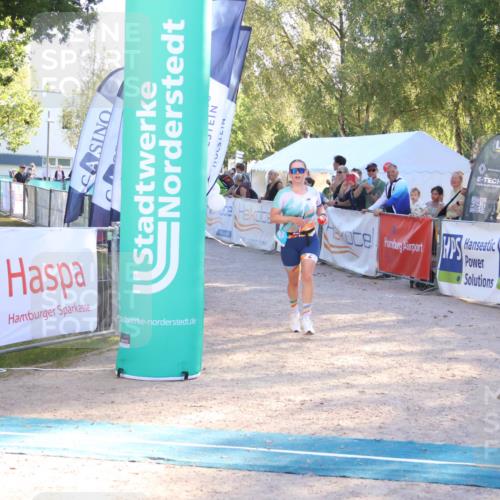 07.09.2025 - 19. Norderstedt Triathlon Zöllner http://msf.ph/oto/8770027 07.09.2025 16:41:04 Ziel 407, 1054 meine-sportfotos.de