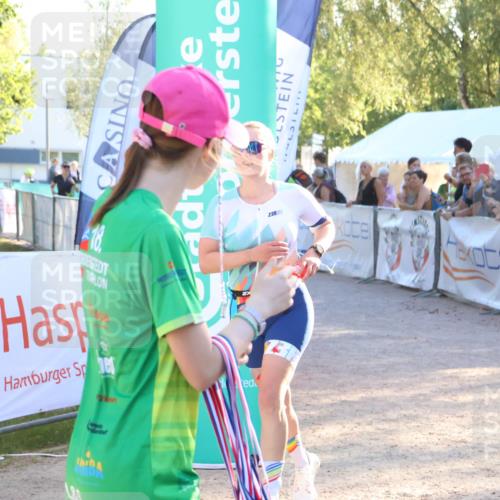 07.09.2025 - 19. Norderstedt Triathlon Zöllner http://msf.ph/oto/8770043 07.09.2025 16:41:05 Ziel 407, 1054 meine-sportfotos.de