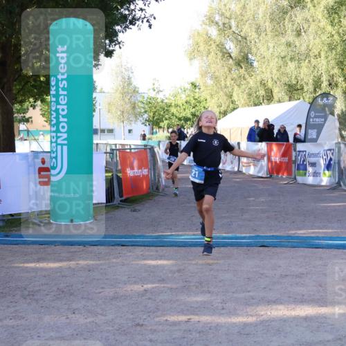07.09.2025 - 19. Norderstedt Triathlon Zöllner http://msf.ph/oto/8770059 07.09.2025 09:16:45 Ziel 21, 26 meine-sportfotos.de