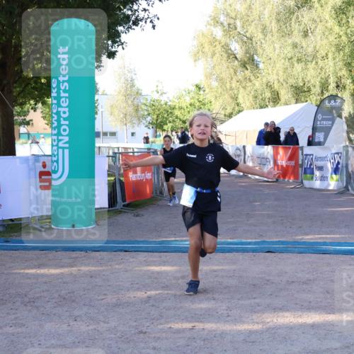 07.09.2025 - 19. Norderstedt Triathlon Zöllner http://msf.ph/oto/8770068 07.09.2025 09:16:46 Ziel 21, 26 meine-sportfotos.de