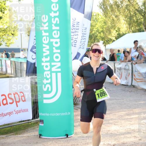 07.09.2025 - 19. Norderstedt Triathlon Zöllner http://msf.ph/oto/8770077 07.09.2025 16:41:13 Ziel 1059, 1090 meine-sportfotos.de