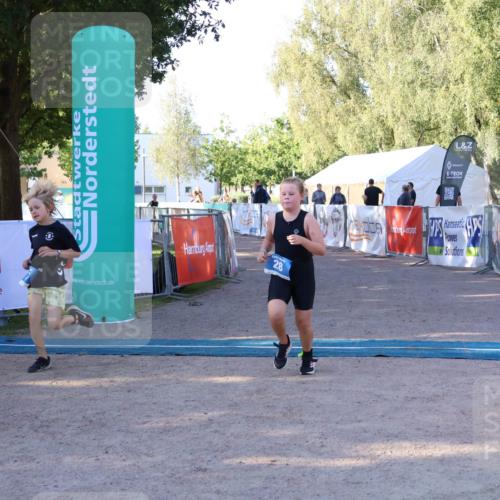 07.09.2025 - 19. Norderstedt Triathlon Zöllner http://msf.ph/oto/8770100 07.09.2025 09:17:04 Ziel 6, 28 meine-sportfotos.de