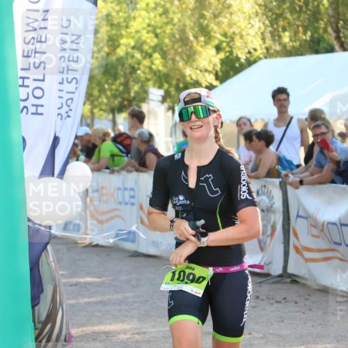 07.09.2025 - 19. Norderstedt Triathlon Zöllner http://msf.ph/oto/8770103 07.09.2025 16:41:15 Ziel 1059, 1090 meine-sportfotos.de