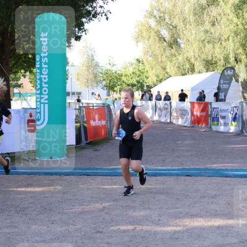 07.09.2025 - 19. Norderstedt Triathlon Zöllner http://msf.ph/oto/8770104 07.09.2025 09:17:04 Ziel 6, 28 meine-sportfotos.de