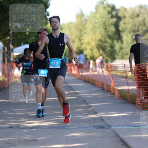 07.09.2025 - 19. Norderstedt Triathlon Michael Strokosch http://msf.ph/oto/8770107 07.09.2025 16:26:18 Laufen 401, 913, 1474, 1485 meine-sportfotos.de