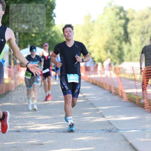 07.09.2025 - 19. Norderstedt Triathlon Michael Strokosch http://msf.ph/oto/8770112 07.09.2025 16:26:19 Laufen 401, 913, 1485 meine-sportfotos.de