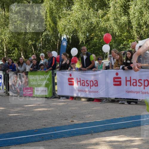 07.09.2025 - 19. Norderstedt Triathlon Zöllner http://msf.ph/oto/8770129 07.09.2025 10:52:16 Ziel 667, 1146 meine-sportfotos.de