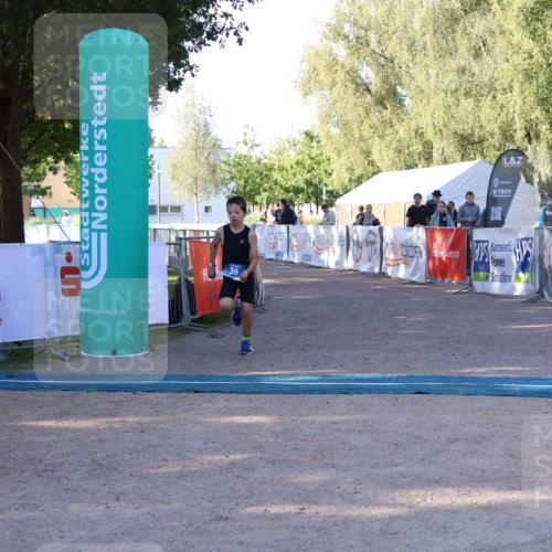 07.09.2025 - 19. Norderstedt Triathlon Zöllner http://msf.ph/oto/8770133 07.09.2025 09:17:15 Ziel 15, 36, 40 meine-sportfotos.de