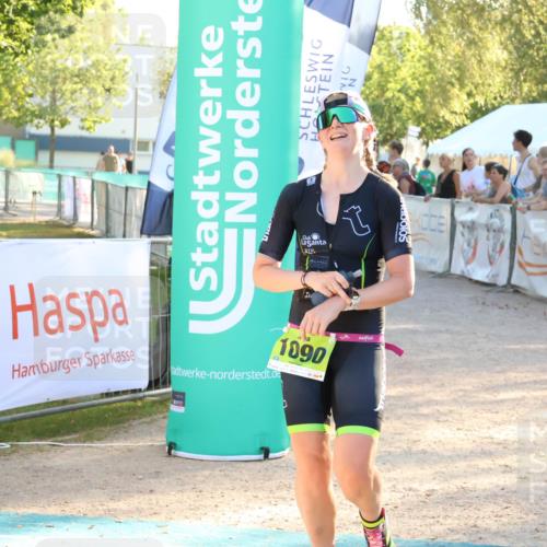 07.09.2025 - 19. Norderstedt Triathlon Zöllner http://msf.ph/oto/8770135 07.09.2025 16:41:16 Ziel 1059, 1090 meine-sportfotos.de