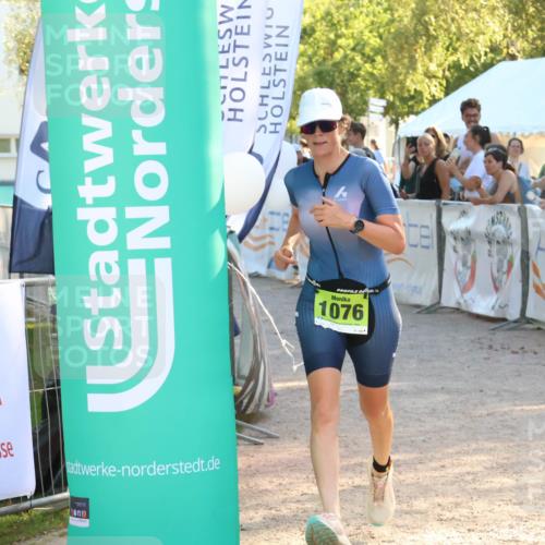07.09.2025 - 19. Norderstedt Triathlon Zöllner http://msf.ph/oto/8770172 07.09.2025 16:41:31 Ziel 1076, 1592 meine-sportfotos.de