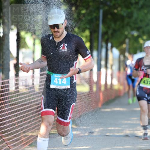 07.09.2025 - 19. Norderstedt Triathlon Michael Strokosch http://msf.ph/oto/8770198 07.09.2025 16:26:30 Laufen 414, 437, 542, 1563, 1565, 1591 meine-sportfotos.de